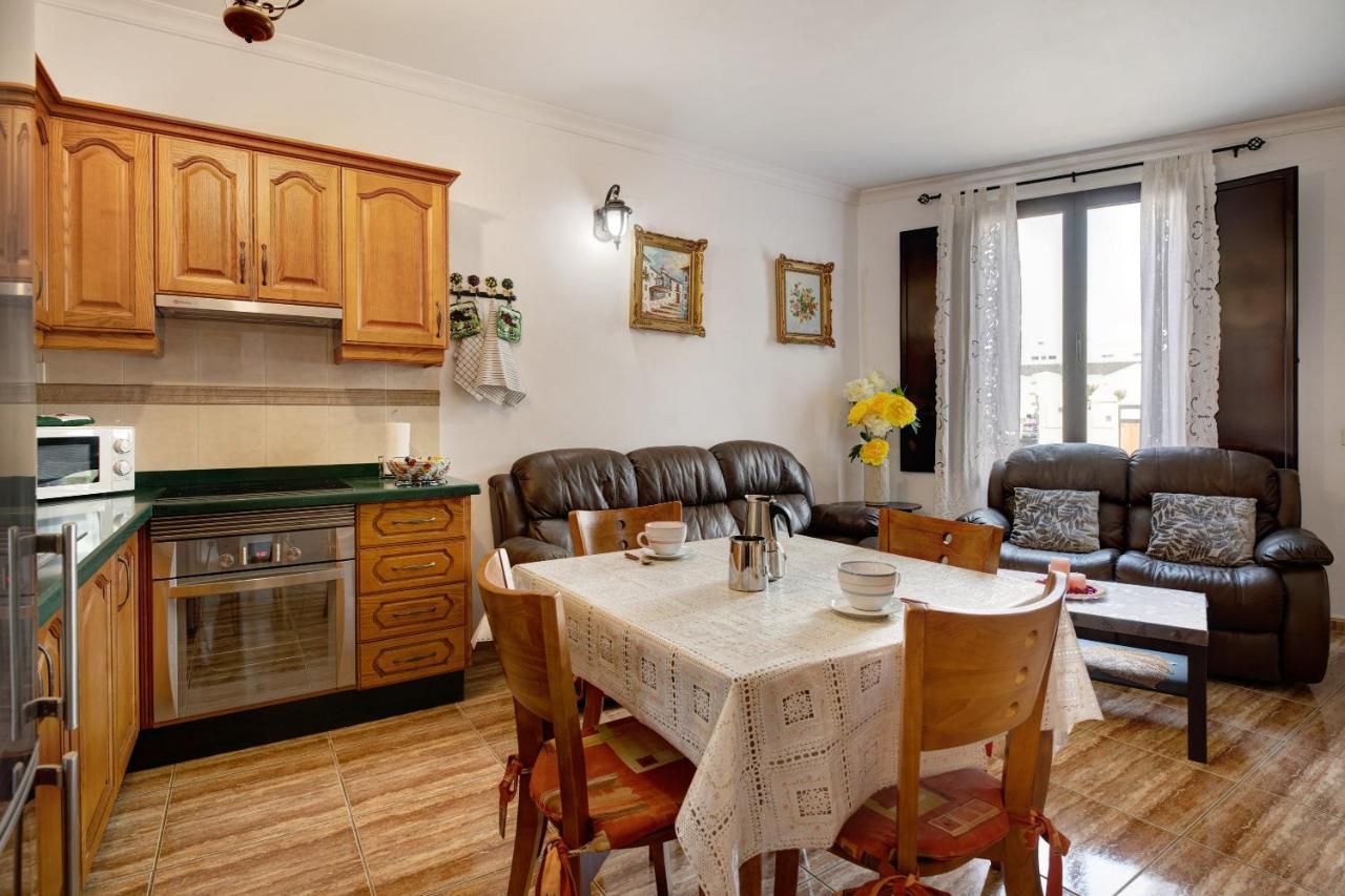 Appartement Casa Nina à Uga Extérieur photo